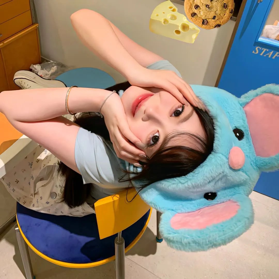 陆少夫人带崽下山了